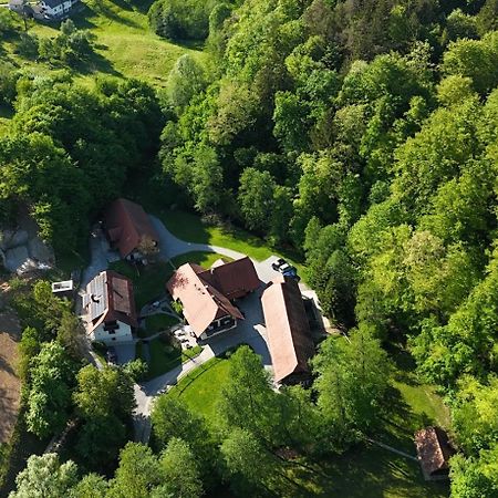 Domacija Seruga Countryside Hotel Novo Mesto Esterno foto